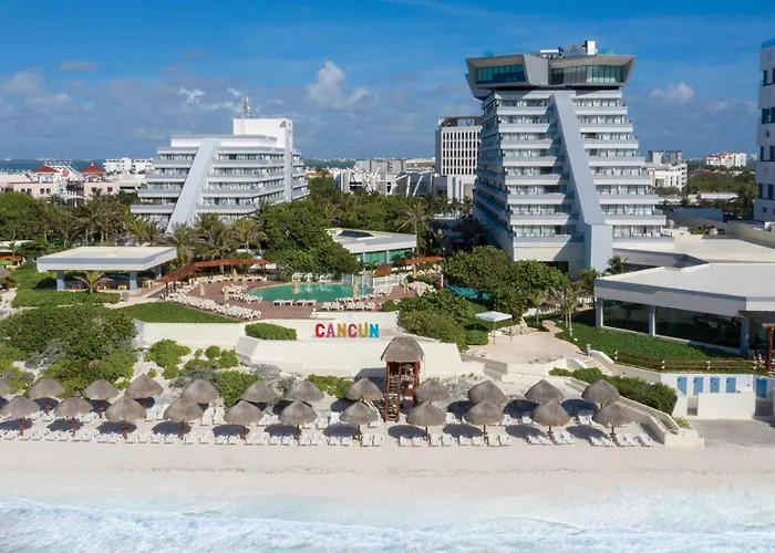 Park Royal Beach Cancún